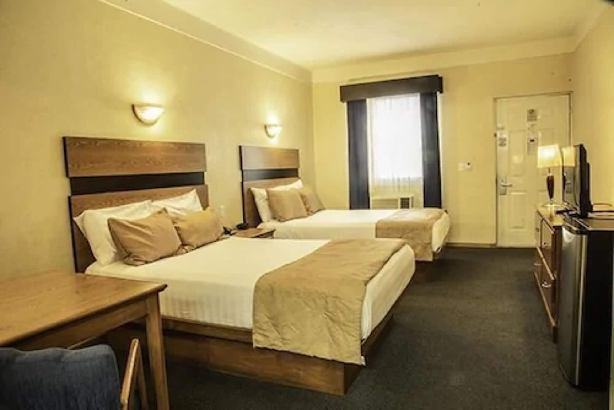 American Inn Hotel & Suites Parral Ngoại thất bức ảnh