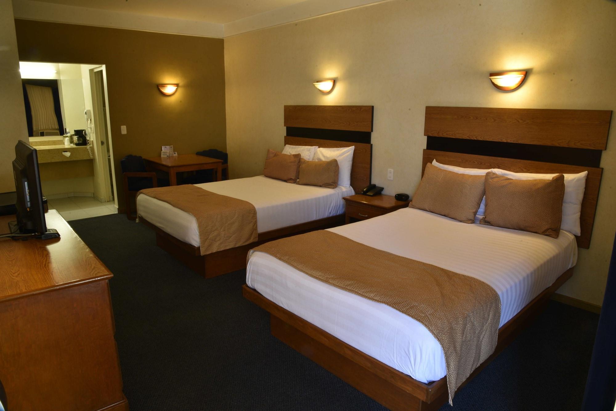 American Inn Hotel & Suites Parral Ngoại thất bức ảnh